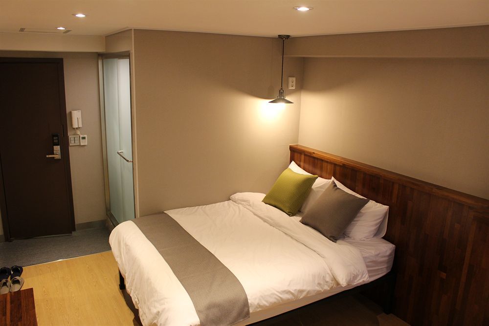 Hostel Cleo Seoul Hongdae Exterior foto